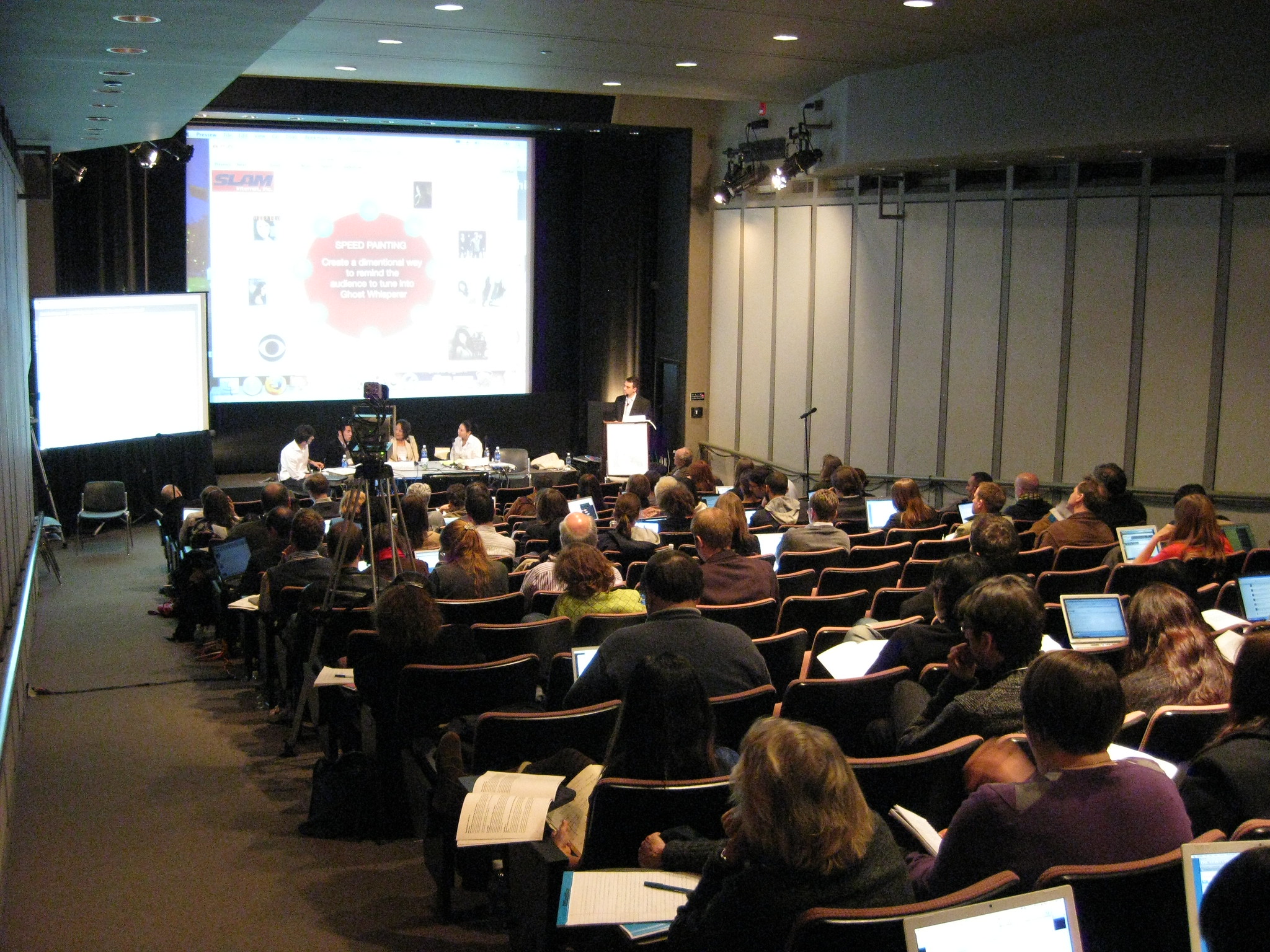 File:Mit-auditorium.jpg